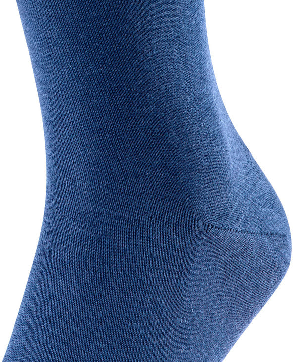 Comfortable cotton-lined wool socks for men