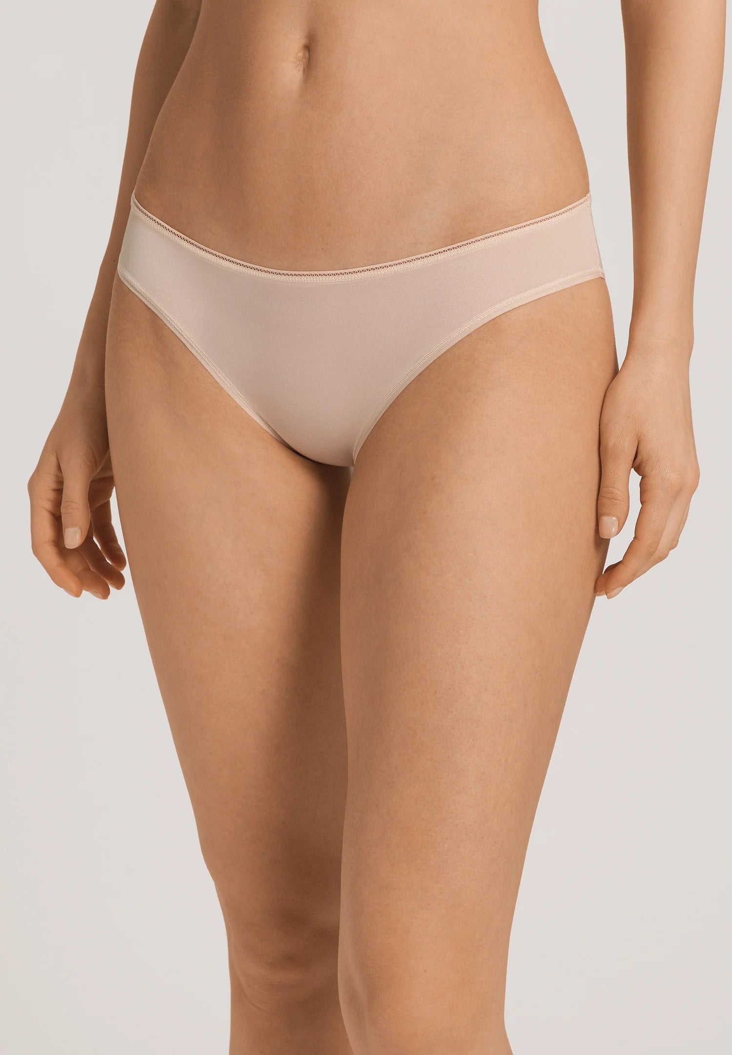 Lightweight smoothing tulle bra women