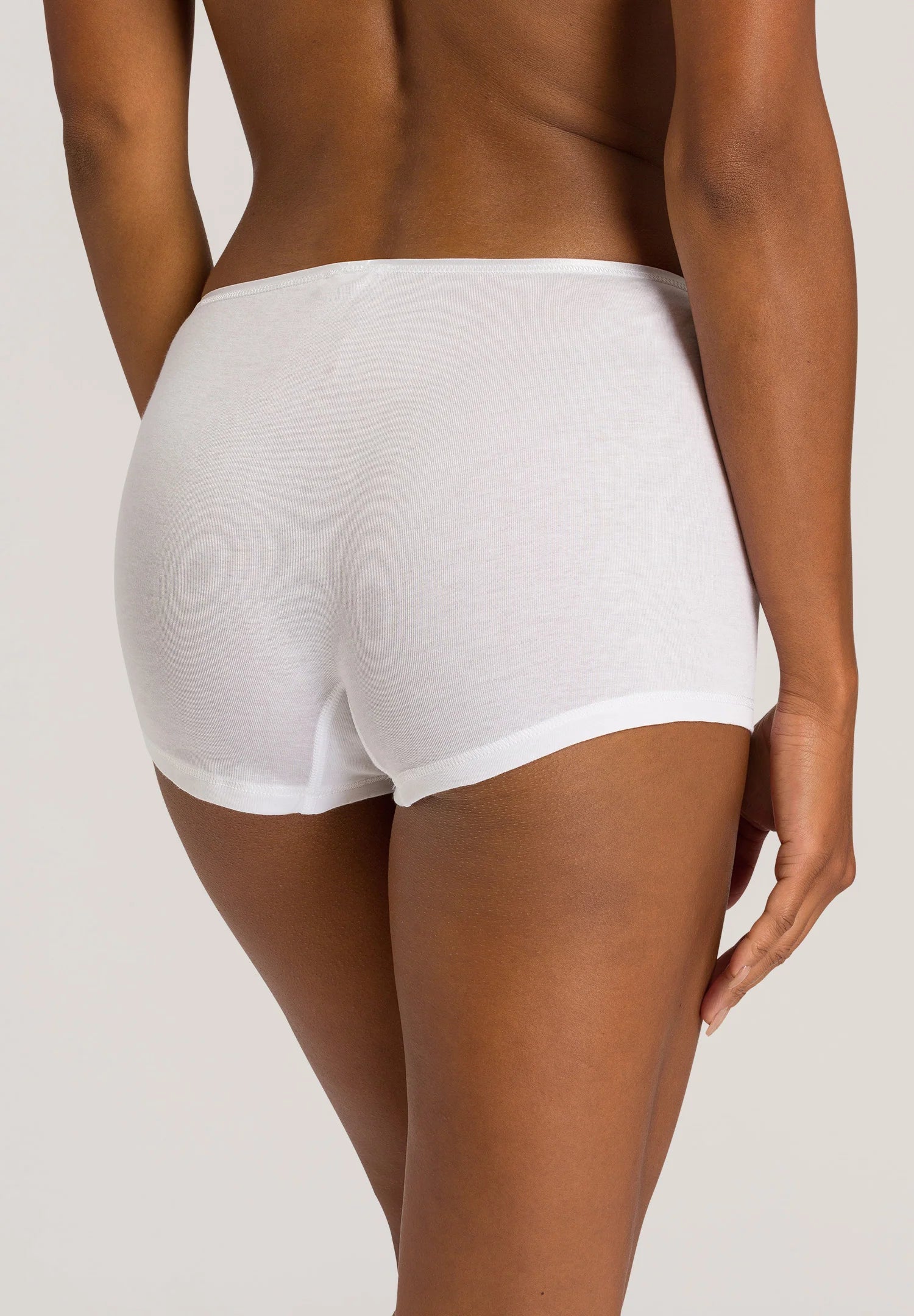Hanro Cotton Seamless Boyleg Panty