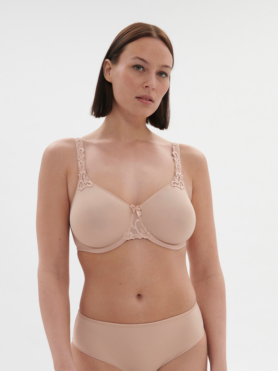 Simone Perele Andora Minimizer Rigid Molded Bra