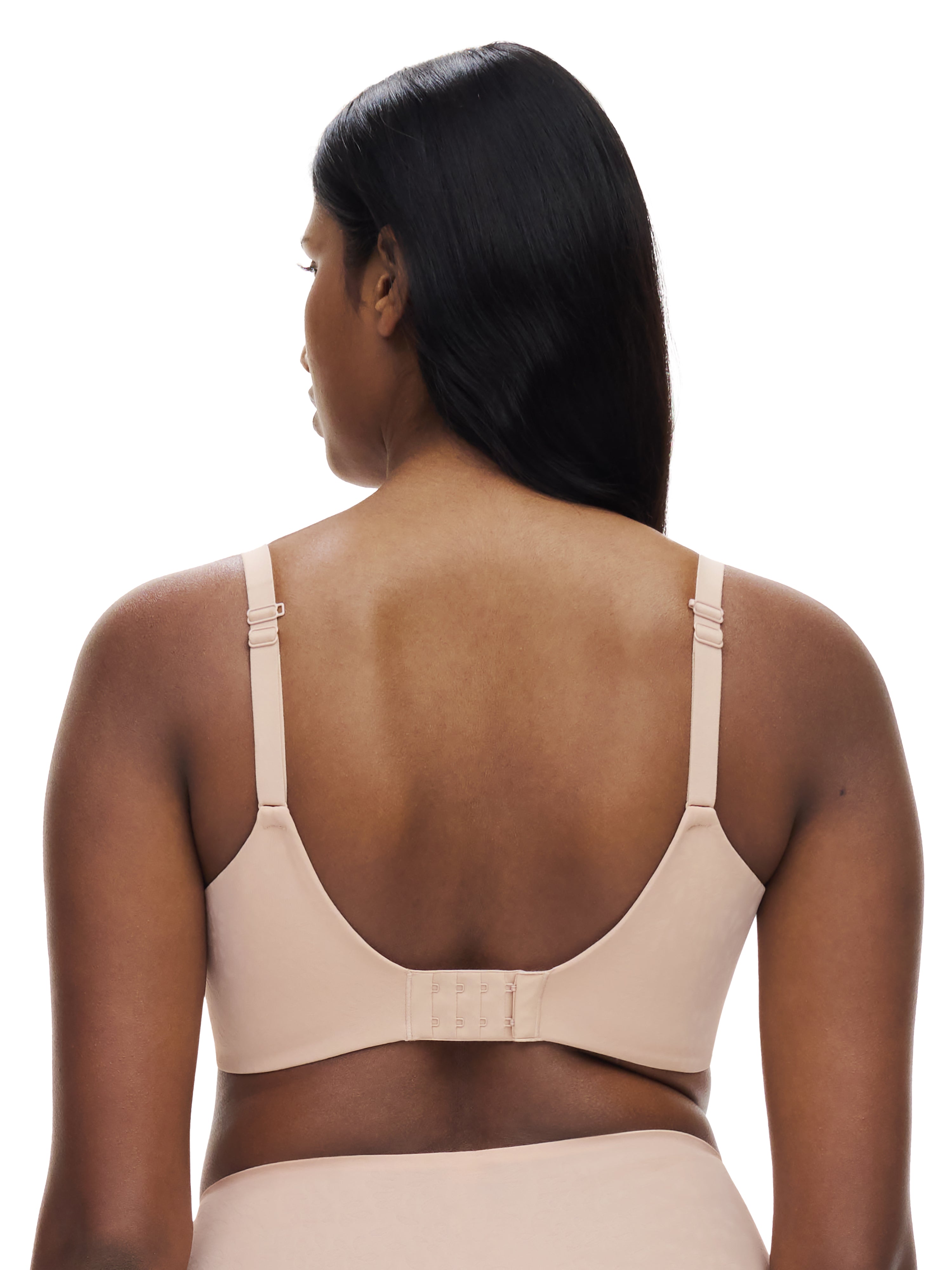 Supportive and breathable bra with J-hook straps