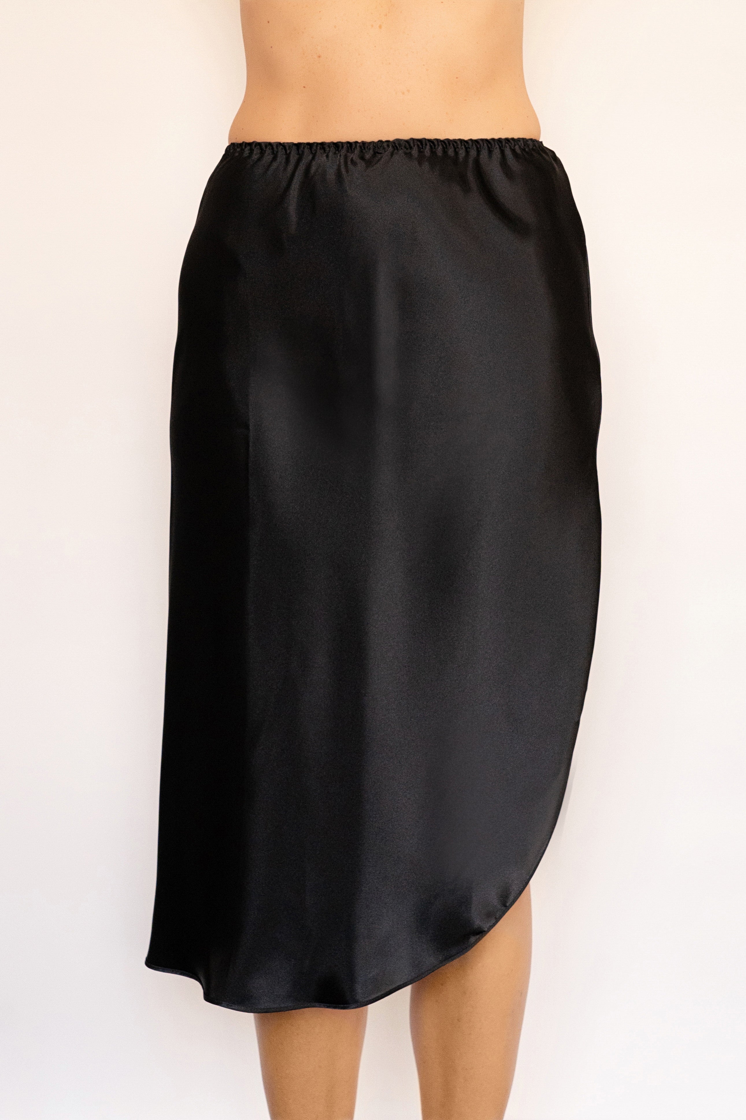 Farr West Essentials 29 Spinner Side Slit Half Slip