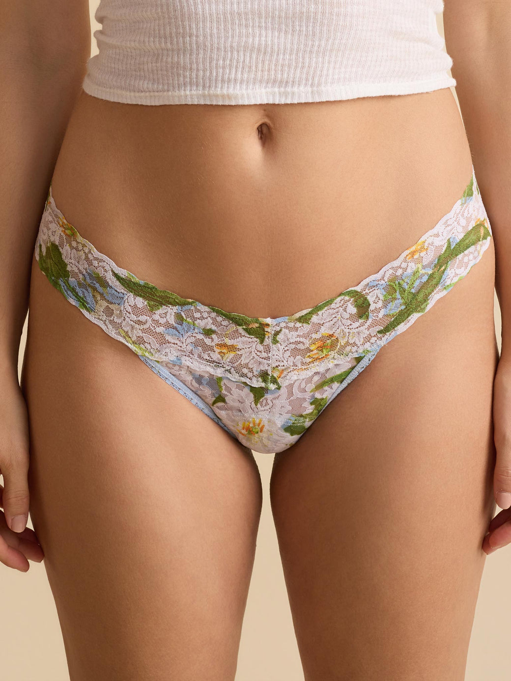Hanky Panky Signature Lace Low Rise Printed Thong