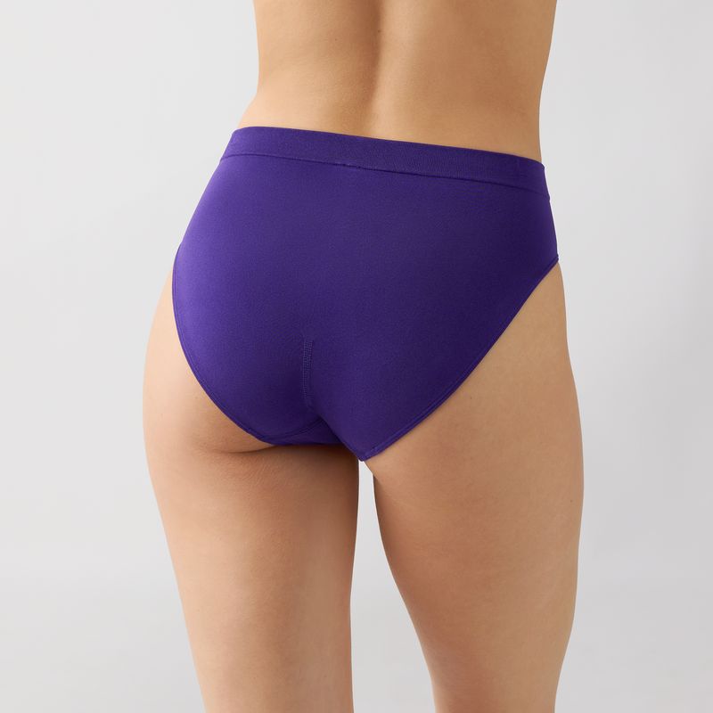 Wacoal B-Smooth Seamless Hi-Cut Brief