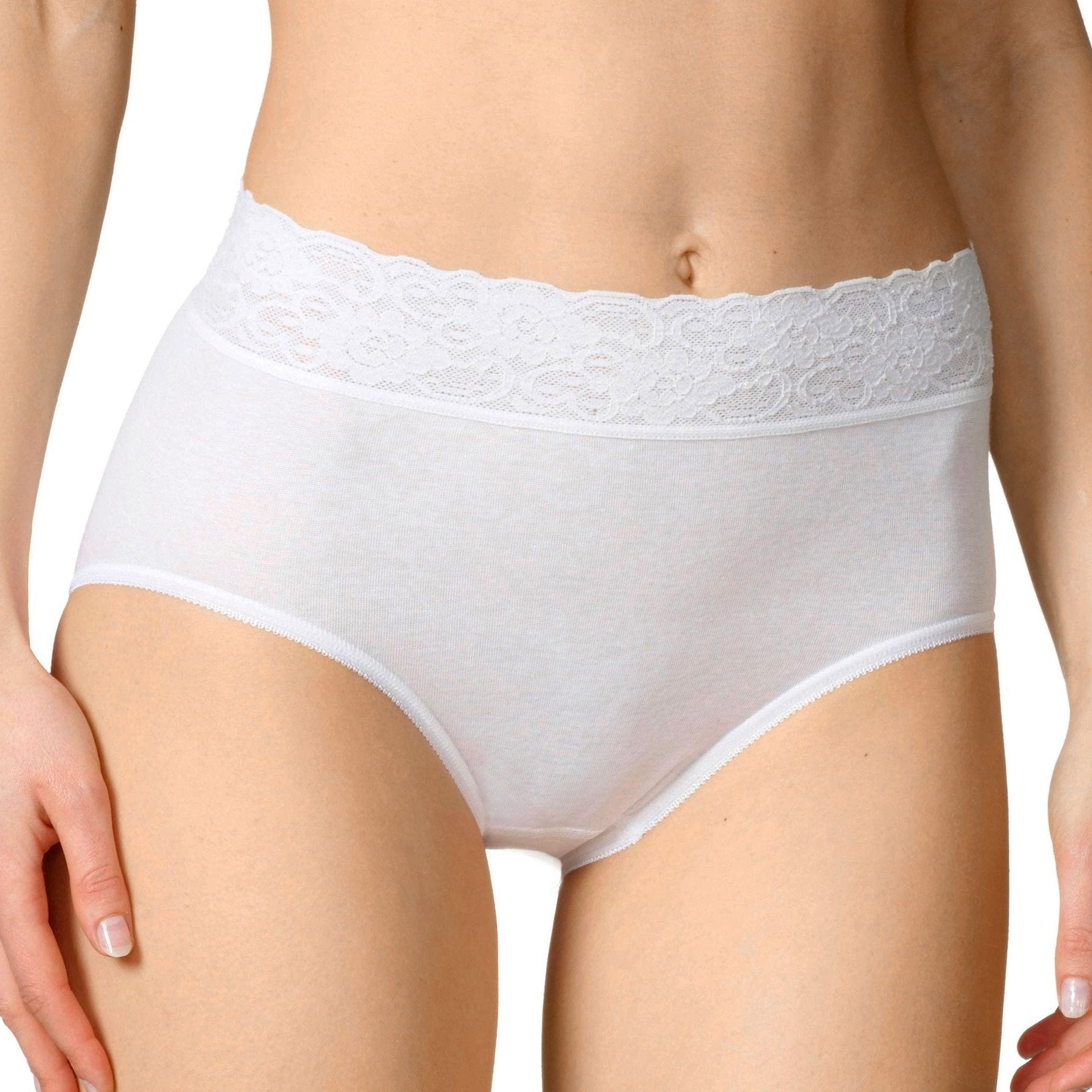 Calida best-selling lace brief with wide sides
