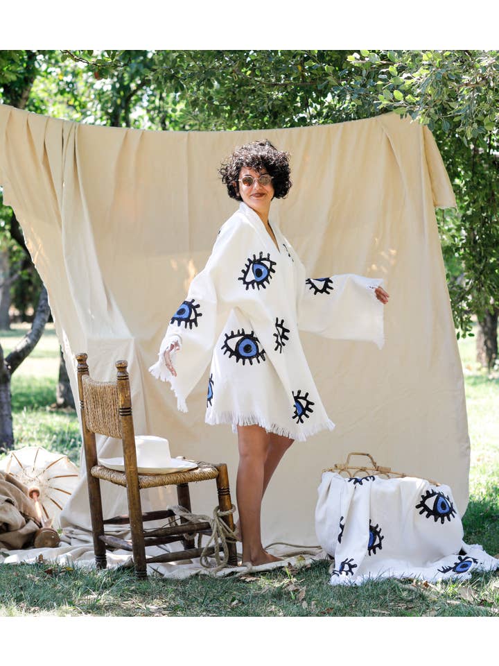 Moa Blue Evil Eye Short Kimono