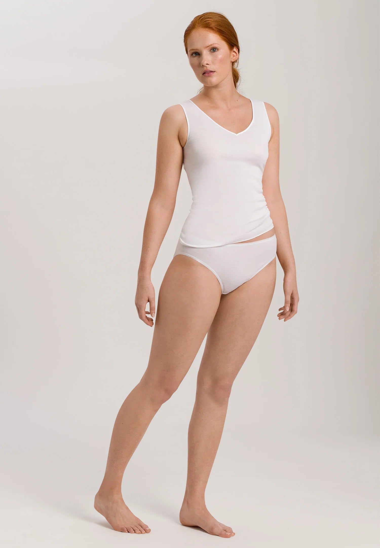 Hanro Cotton Seamless V-Neck Tank