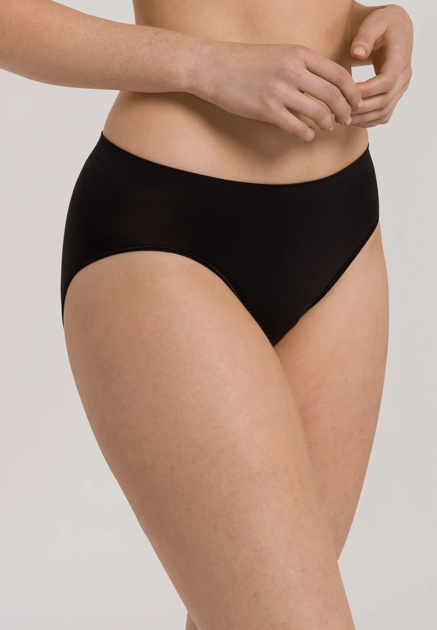 Hanro Touch Feeling Hi-Cut Brief Panty - Noir