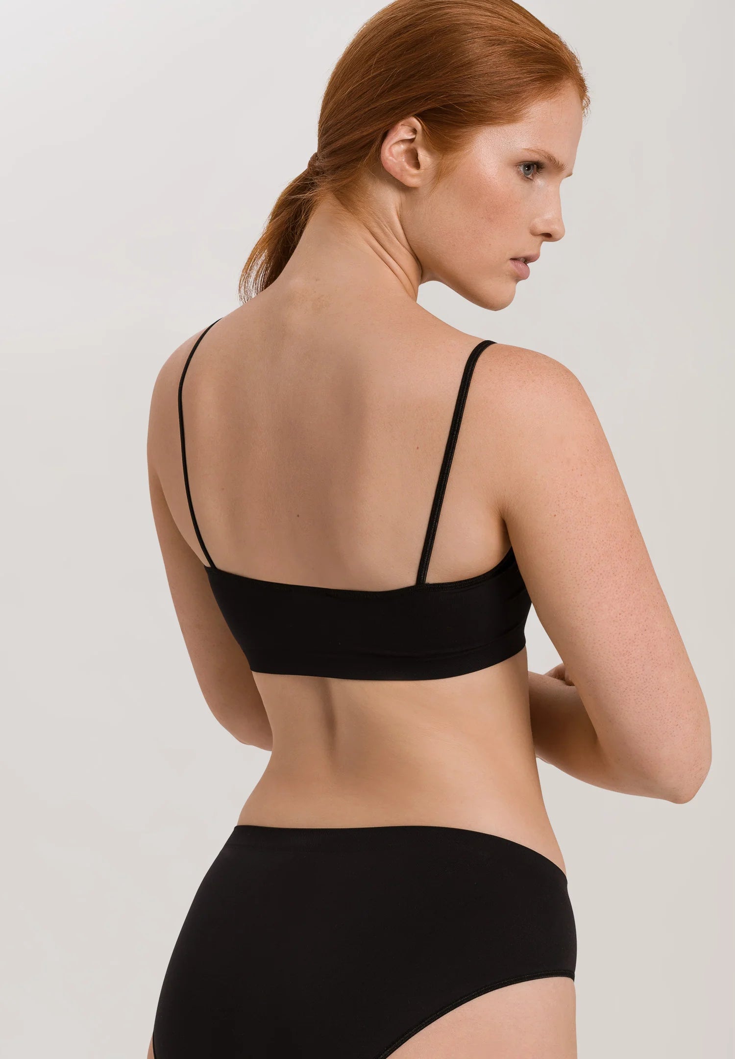 Hanro Touch Feeling Spaghetti Crop Top