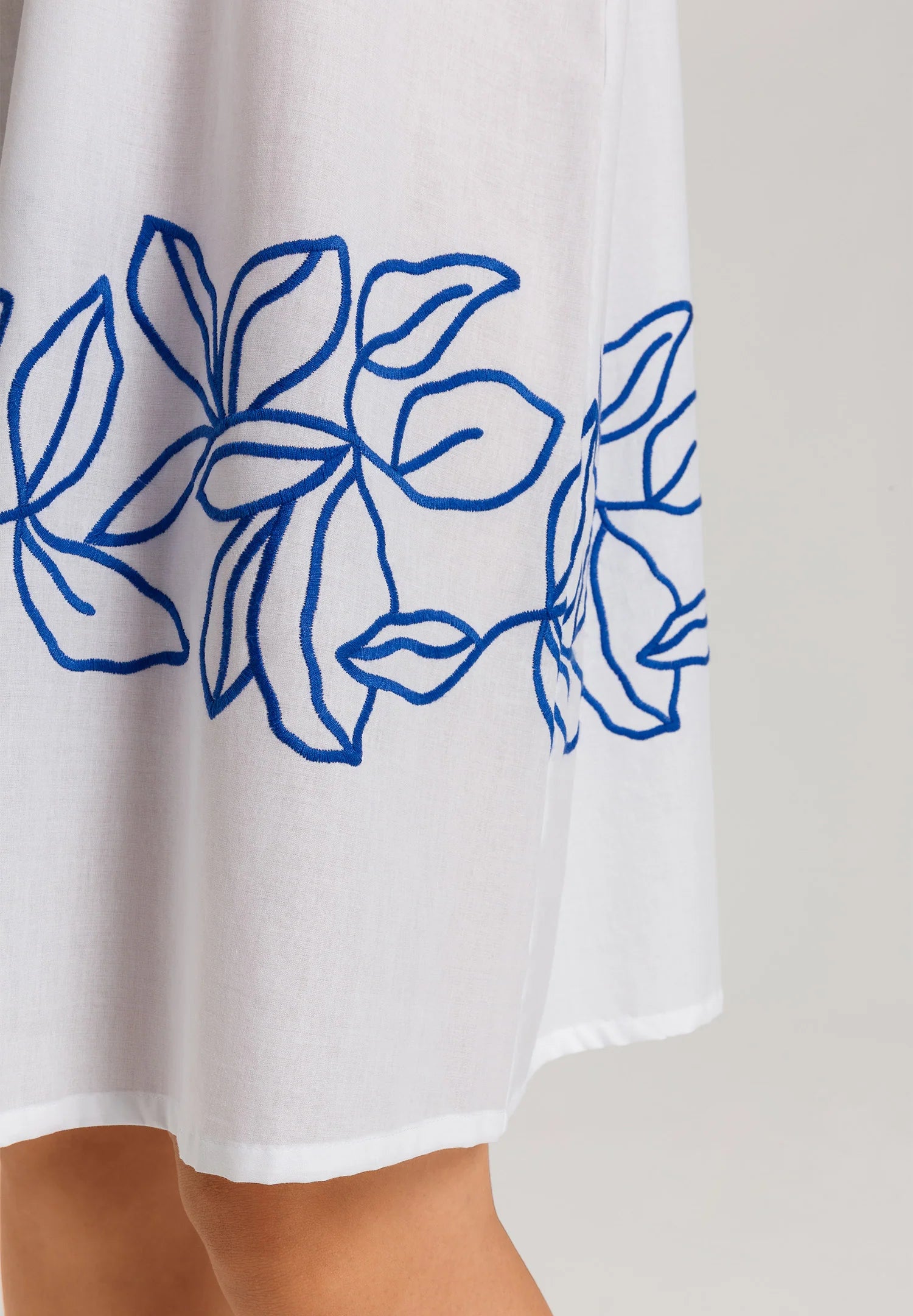 Hanro Liz Relaxed Cotton Spaghetti Chemise with Embroidery