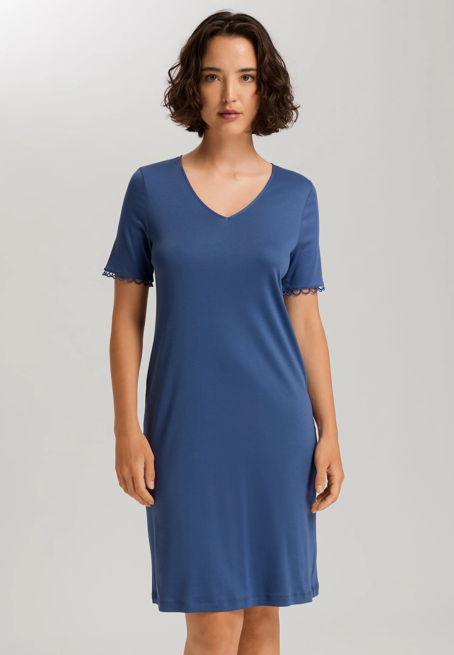 Hanro Anouk Cotton V-Neck Nightgown