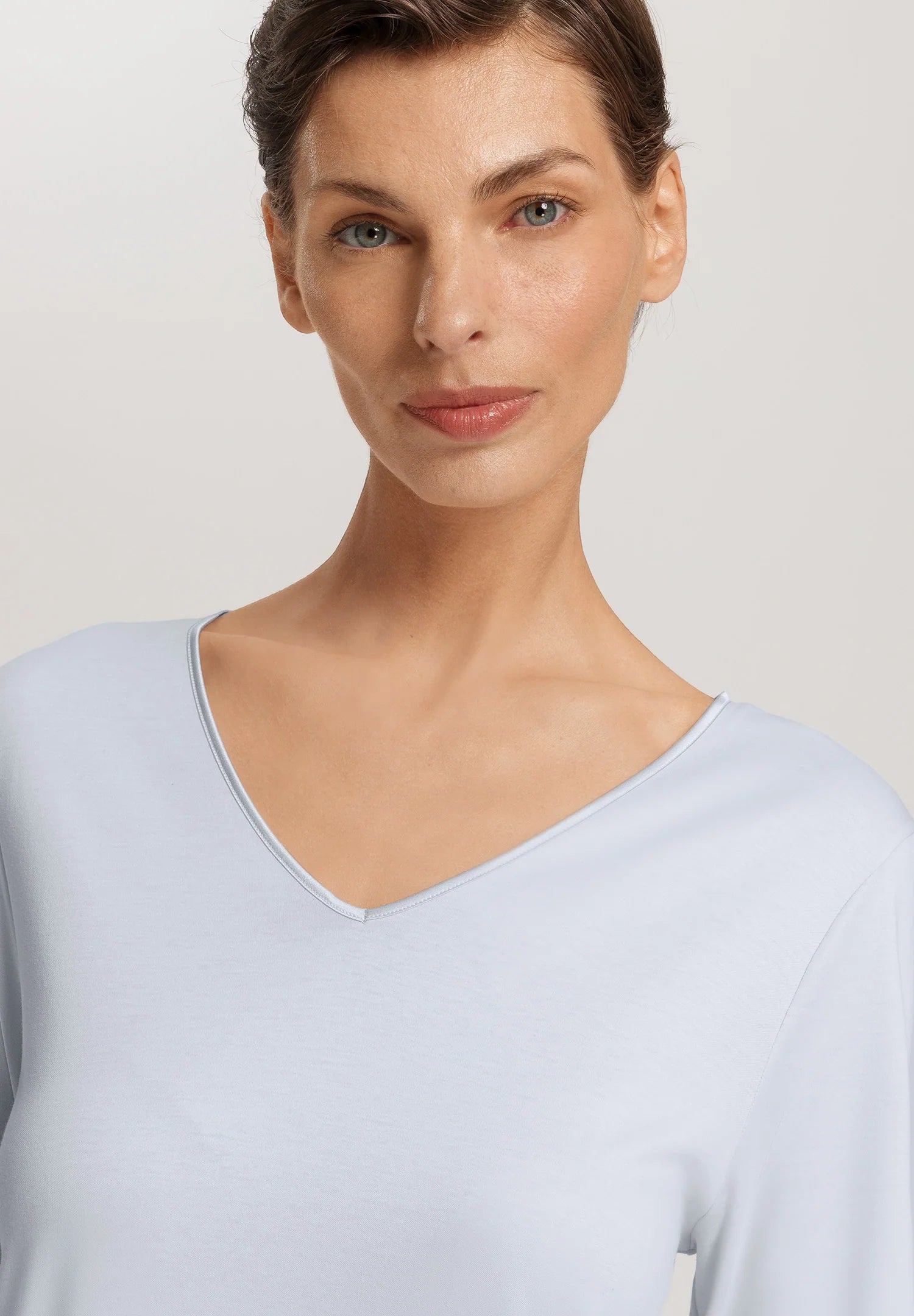 Hanro Cotton Silk V-Neck Cotton Nightgown