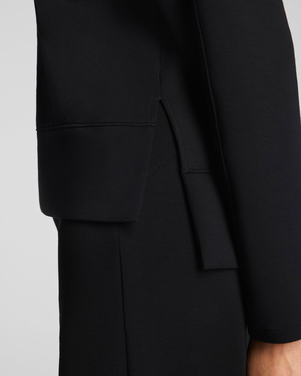 SPANX AirEssentials® Crewneck L/S Top