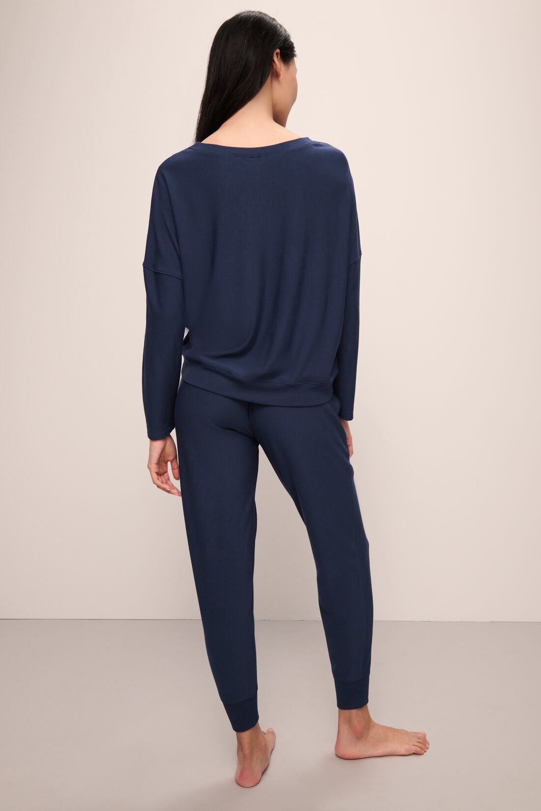 Drop Shoulder Boat Neck sweatshirt