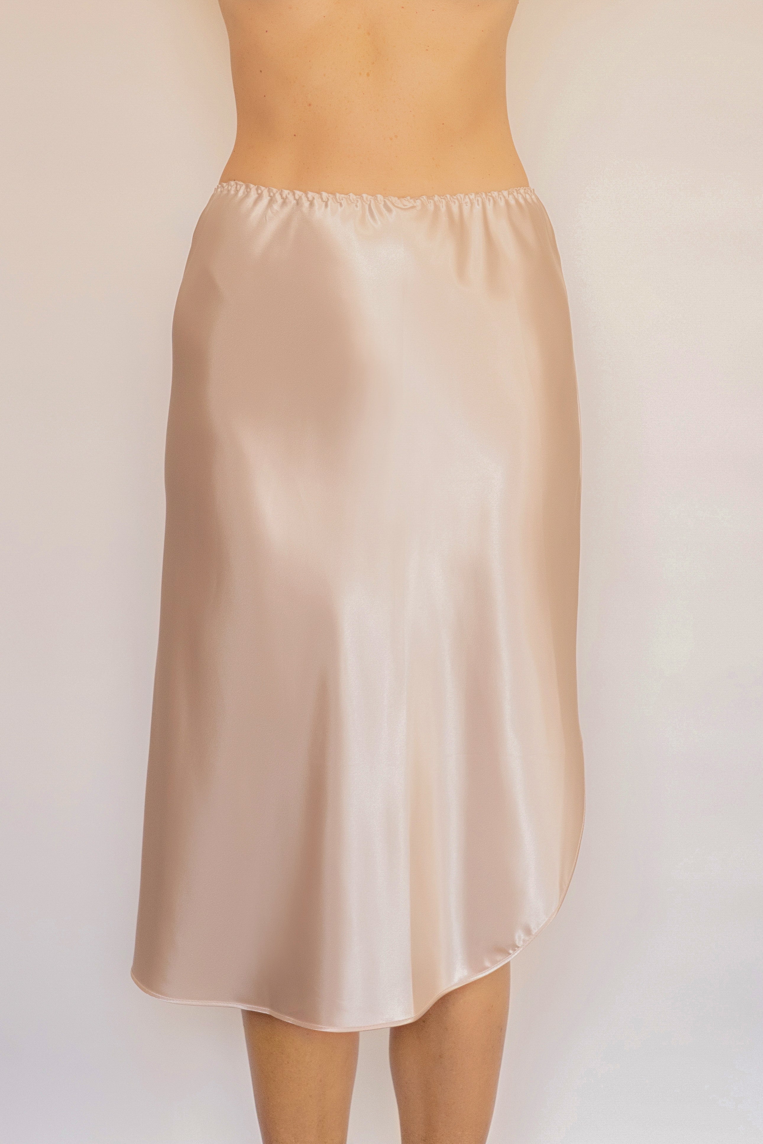 Farr West Essentials 29 Spinner Side Slit Half Slip
