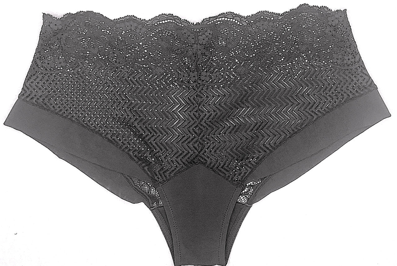 Folded-edge mesh trim leg opening  Panty