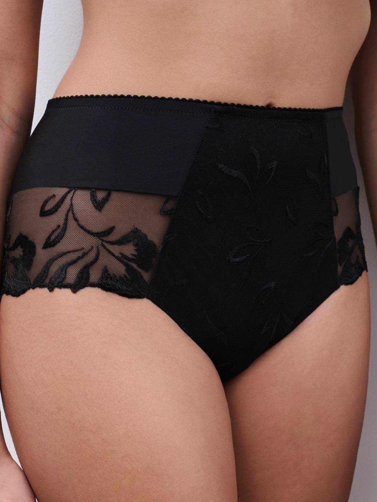 Chantelle Majestic High Waist Support Brief