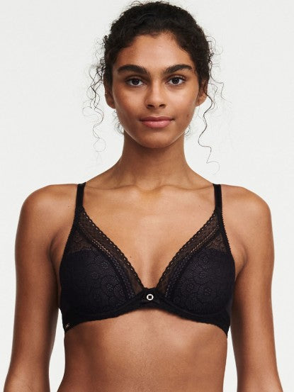 Chantelle Festivite Contour Plunge Bra - Black