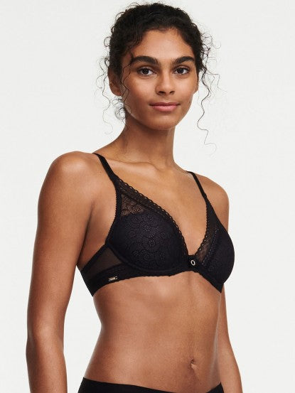 Chantelle Festivite Contour Plunge Bra - Black