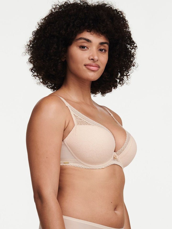 Chantelle Festivite Contour Plunge Bra - Nude Blush