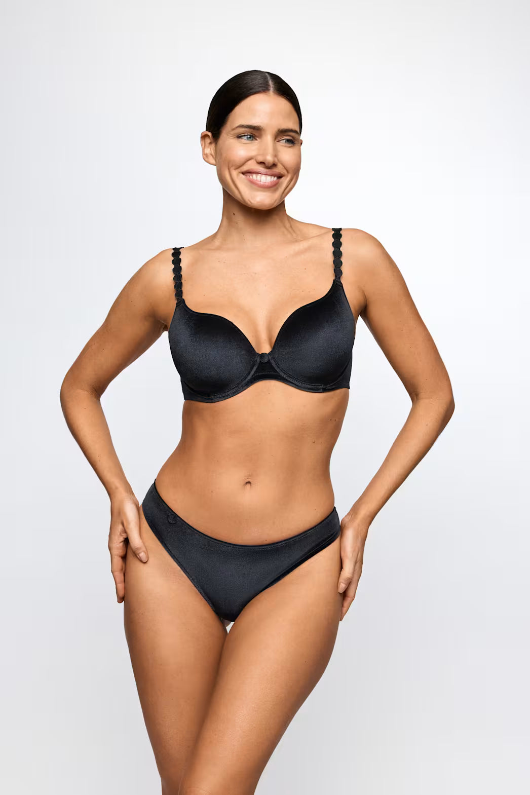 Marie Jo Avero Tom Fiberfill Convertible Underwire Bra - Black Velvet