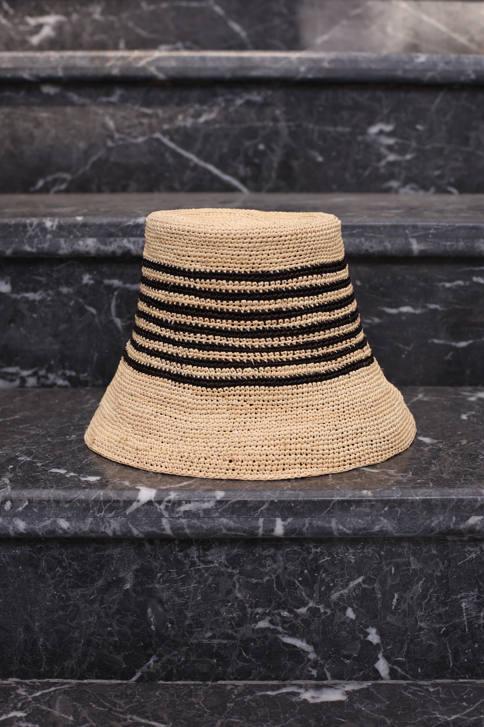 Hannia Char Pescador Bucket Hat