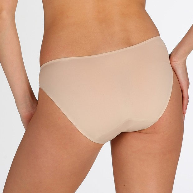 Seamless women’s brief