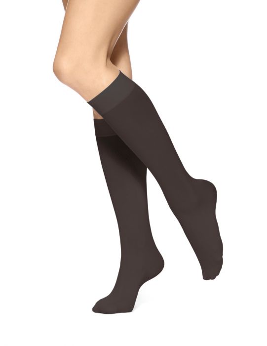 HUE Soft Opaque Knee High Black